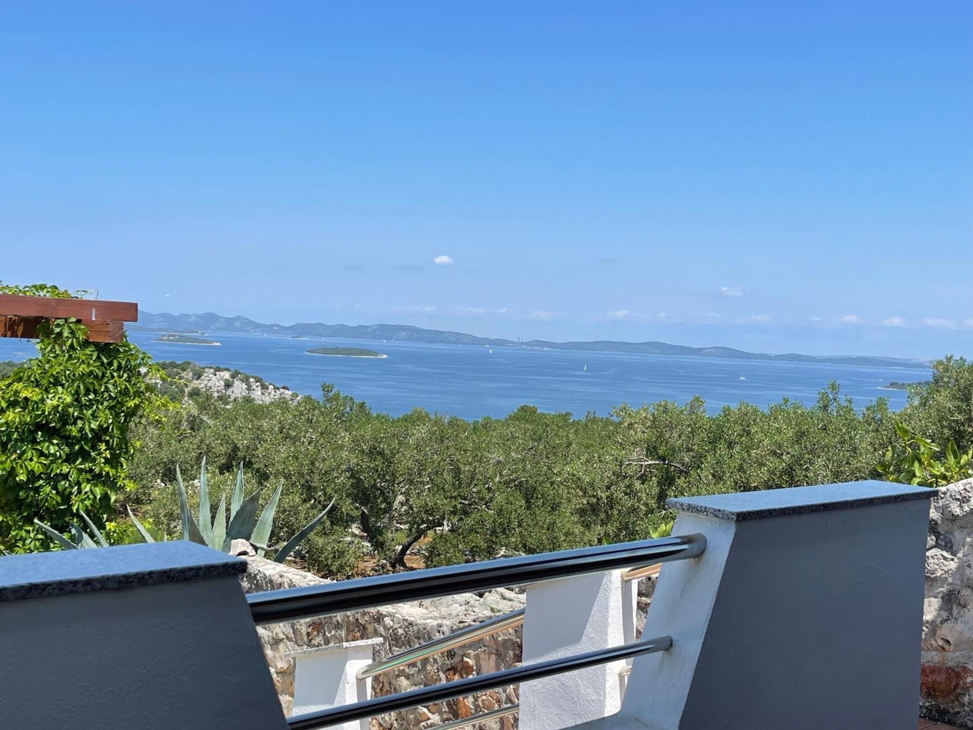 Holiday House Rusticana Sali, Dugi Otok Near Np Kornati ภายนอก รูปภาพ